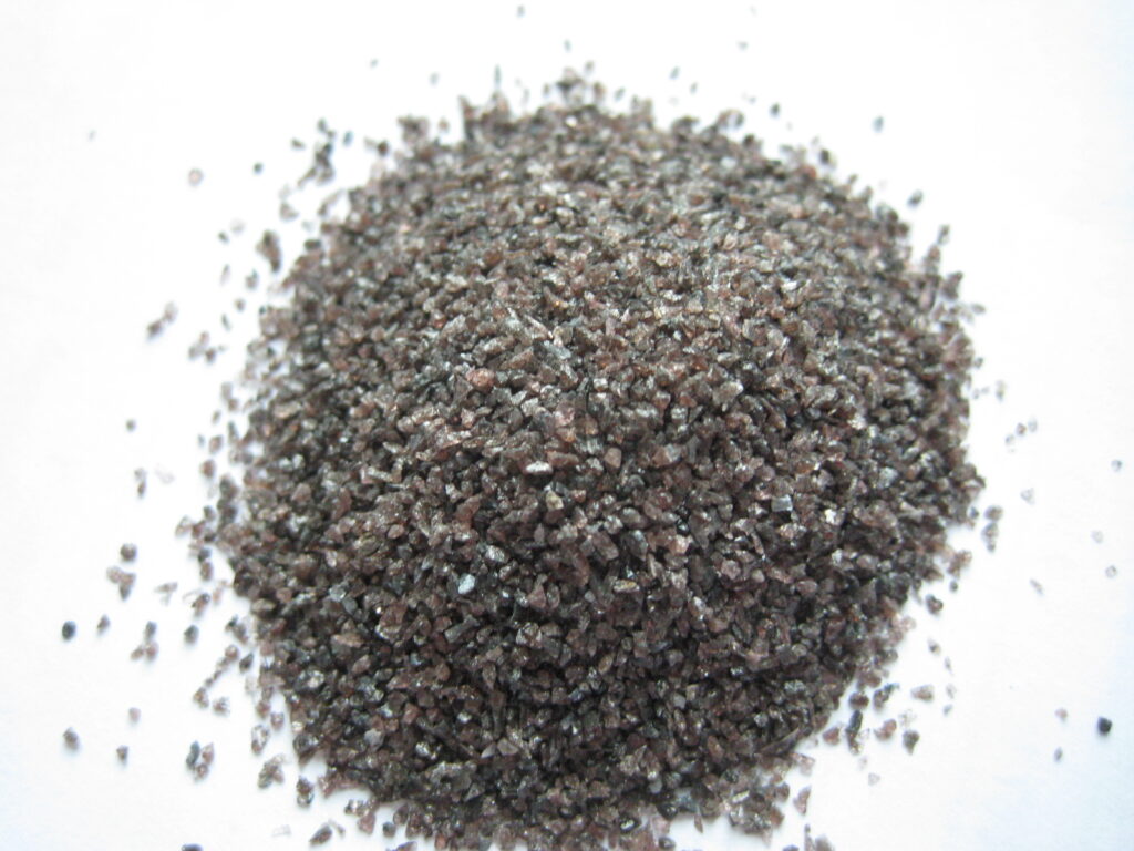 آلومینای ذوب شده قهوهای شماره ۲۴ برای سندبلاست قطعات هوافضا -1-Brown fused alumina-Haixu Abrasives آلومینای ذوبشده قهوهای